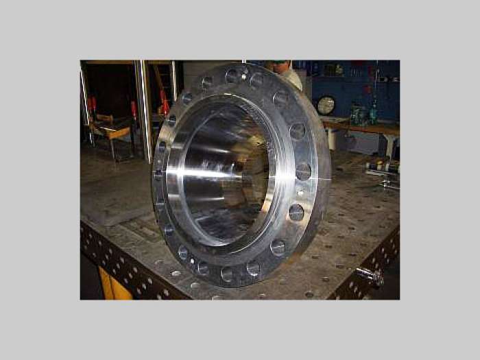 Flansch hochglanzpoliert