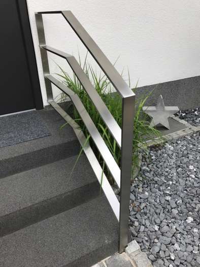 Eingangsgeländer aus Edelstahl 60x15 mm, geschliffen