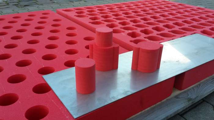 roter Schaumstoff 90 mm