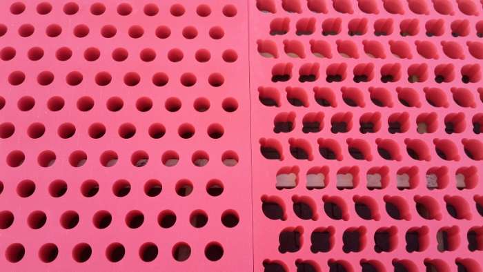 roter Schaumstoff 90 mm